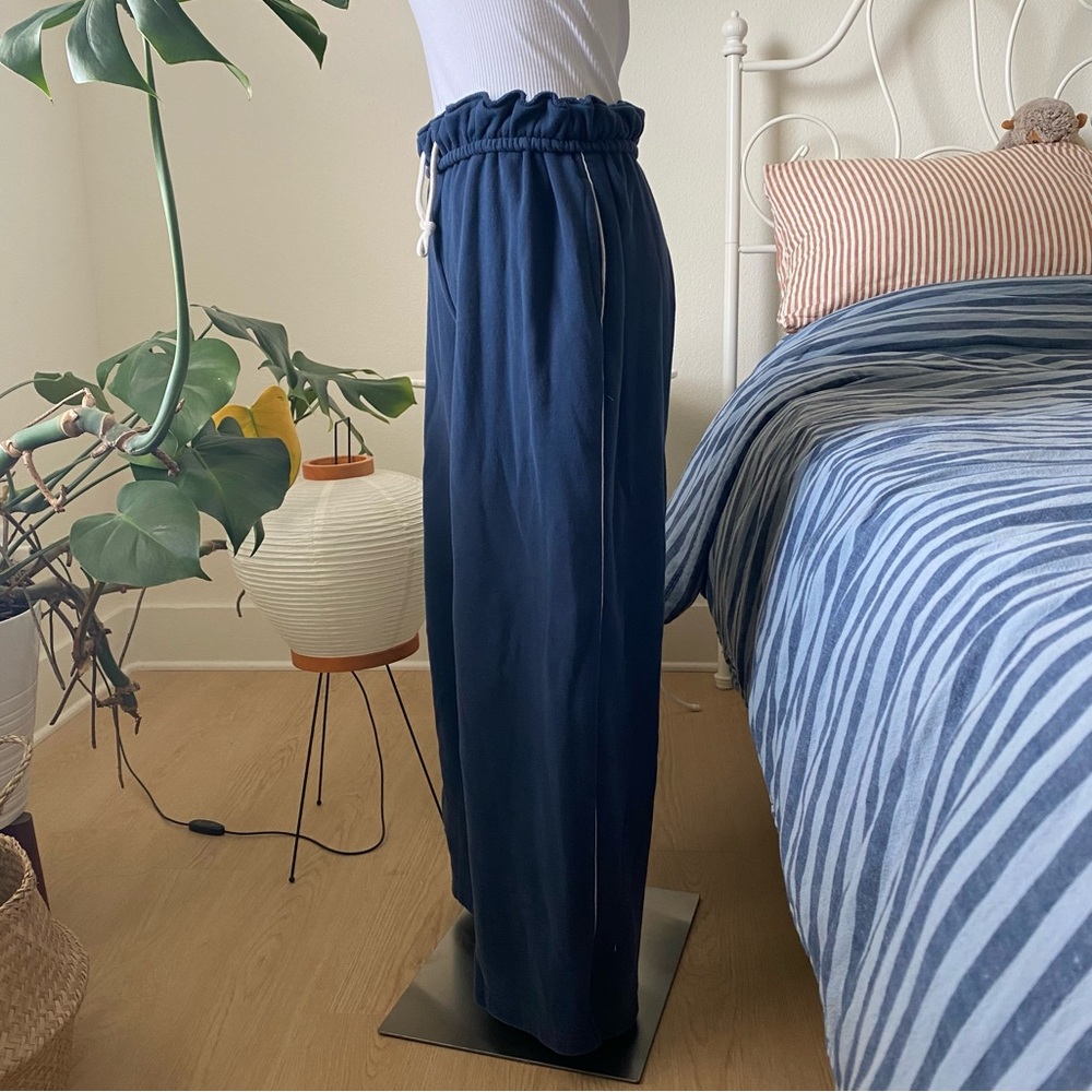 Urban Outfitters Out From Under Hoxton Piping Sweatpant Size XS - Picture 3 of 12